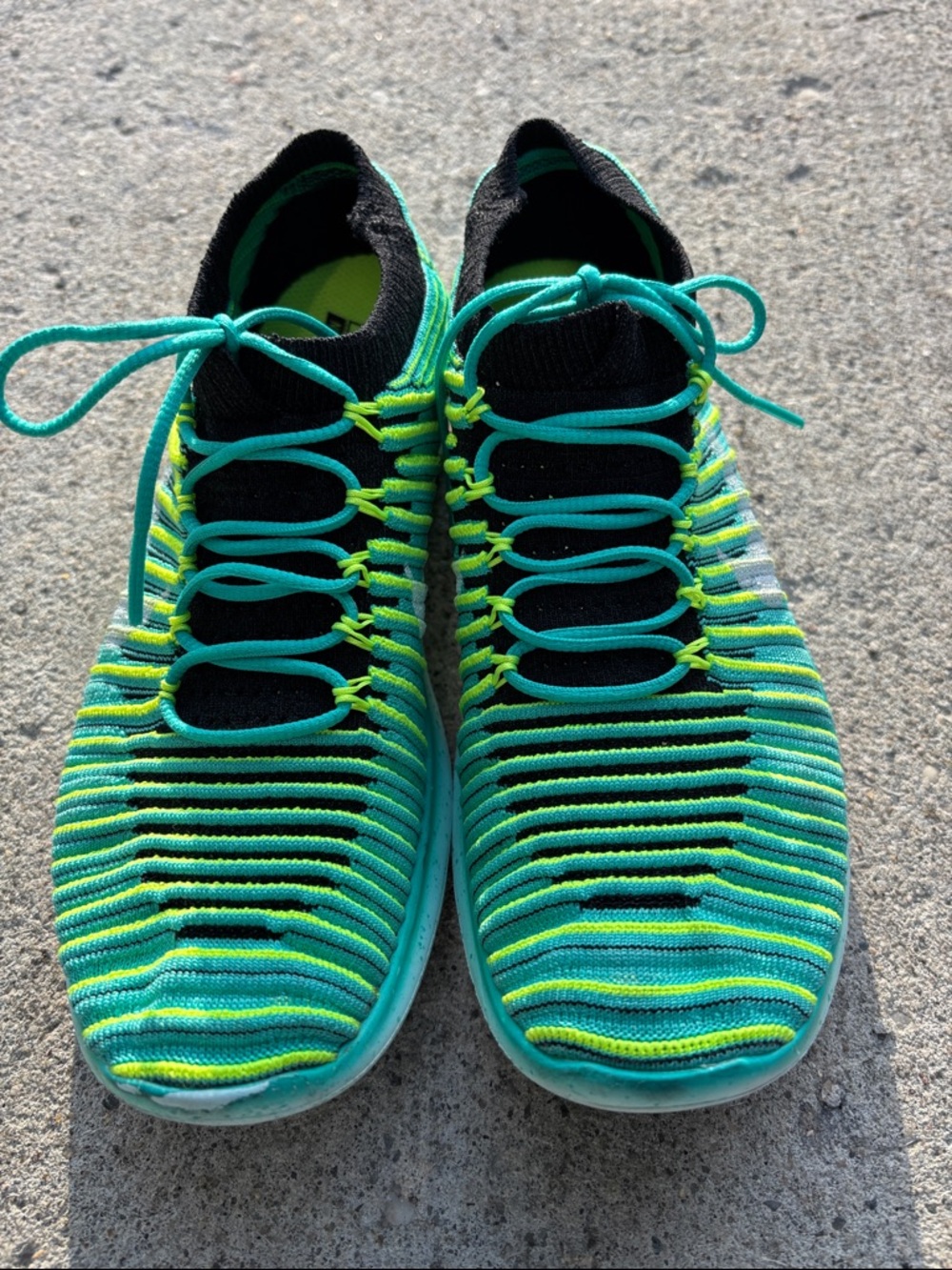 Nike Run Natural Free & Flexible Green & Teal Knit Sneakers